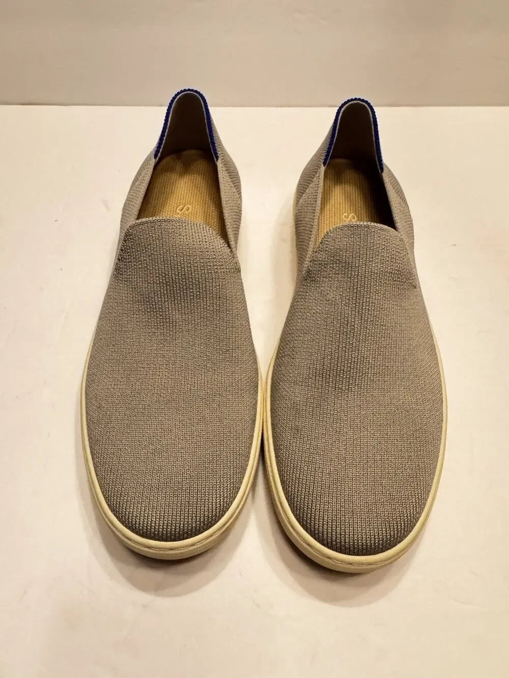 7.5 Rothys Light Gray Slip On Sneakers